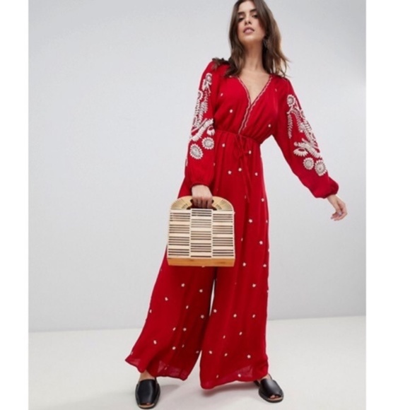 Free People Red White Floral Embroidered Wide Leg Long Sleeve Jumpsuit Size XS - Picture 9 of 9